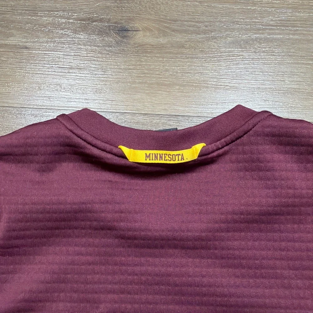 Nike Men's SMALL Minnesota Golden Gophers Waffle Fleece Sweatshirt Red Thermal